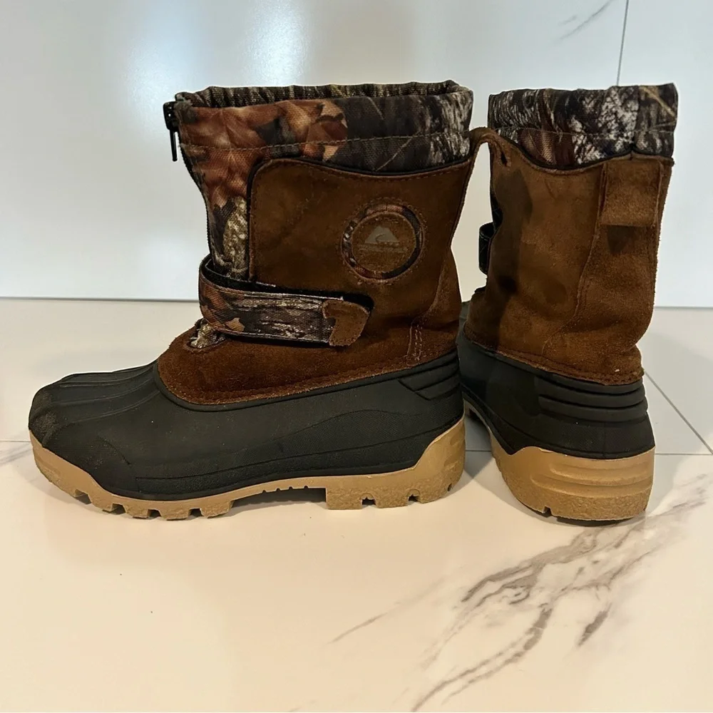 Ozark Trail Kids Camouflage and Brown Boots Size 3